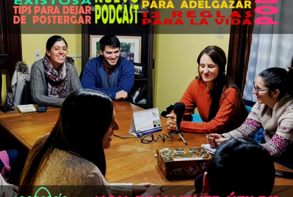 jovenes grabando podcast logosofia